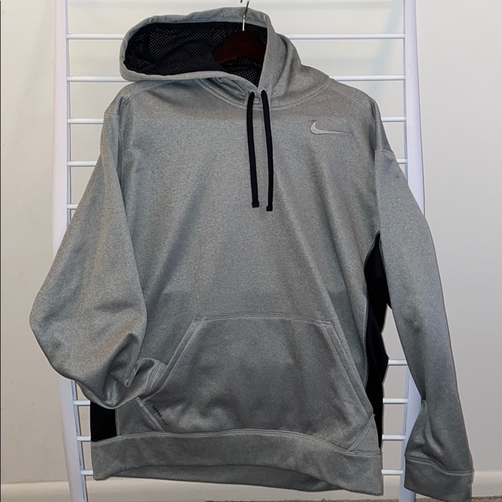 Nike Therma-Fit Men’s XL Hoodie